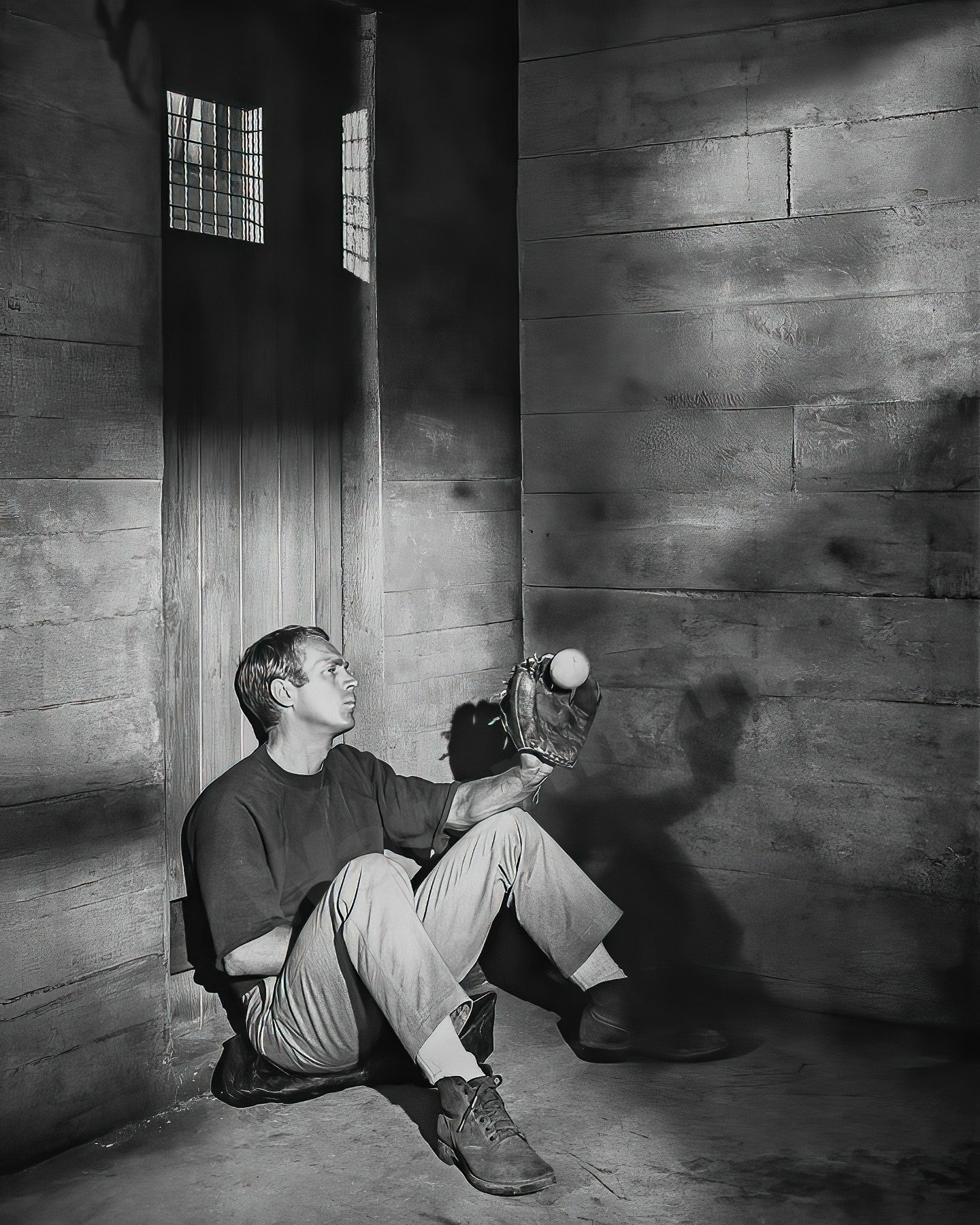Steve Mcqueen The Great Escape B&W Photo - Celebrity Actors (Copy)