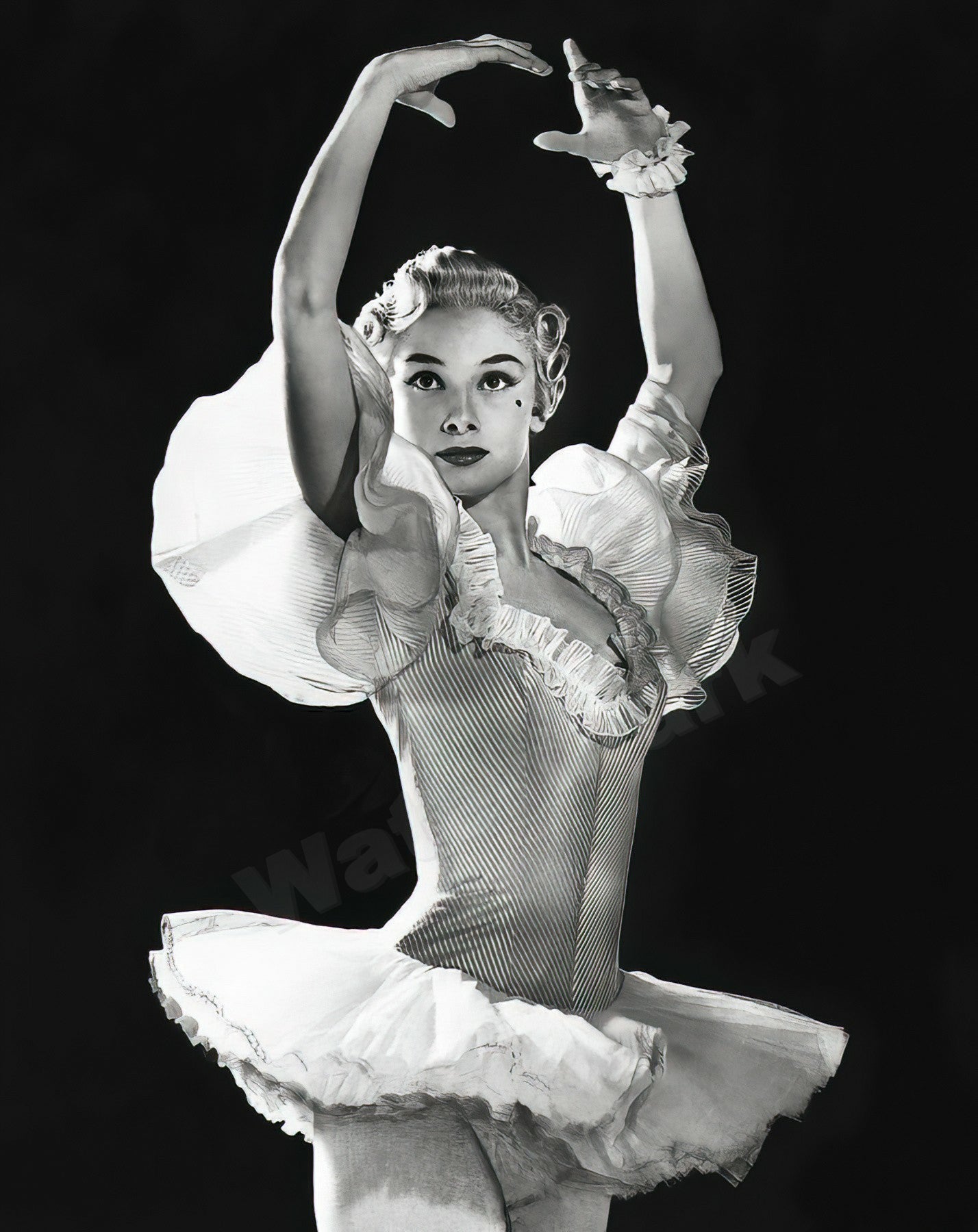 Audrey Hepburn In Secret People B&W Photo - Celebrity Actresses