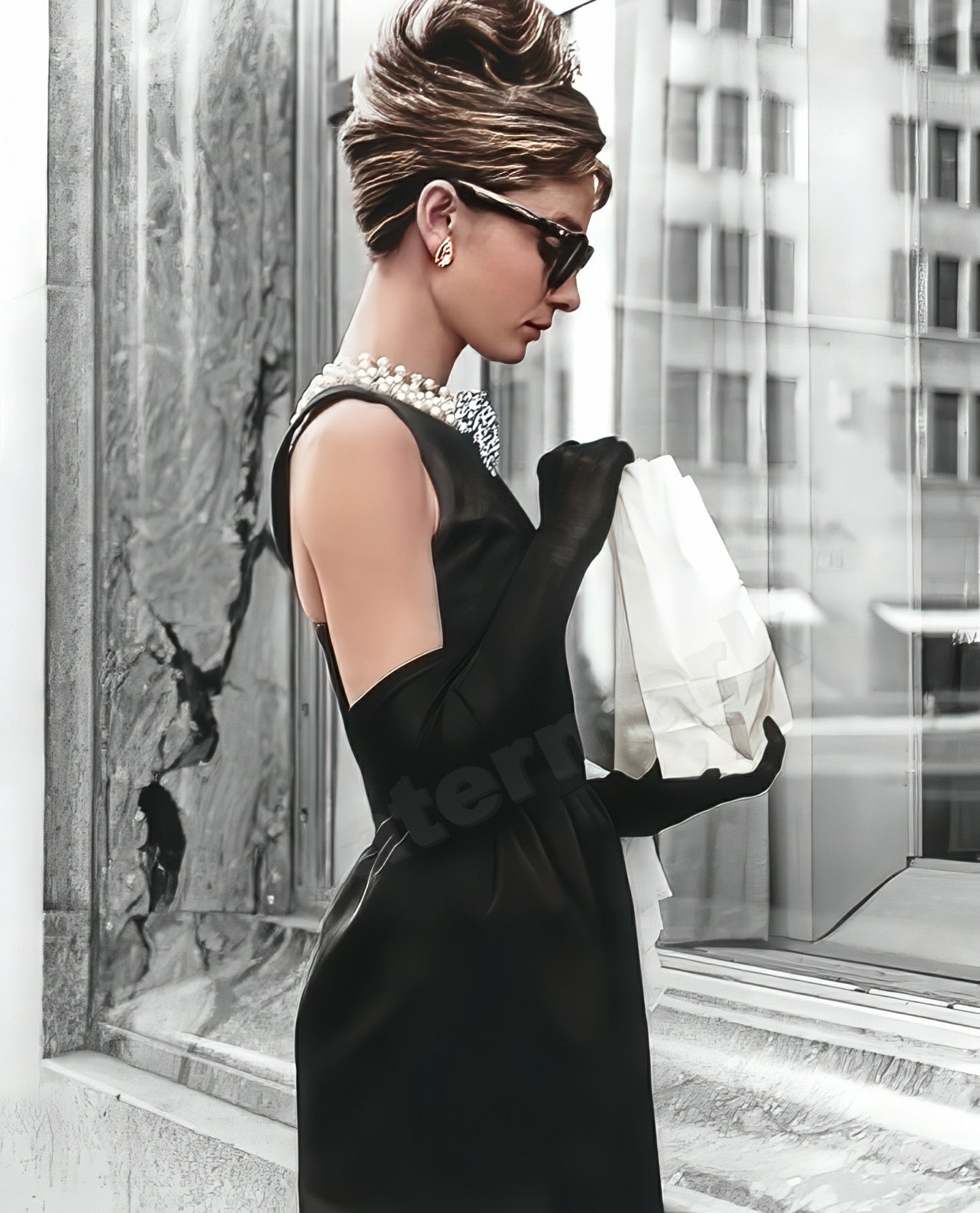 Audrey Hepburn Breakfast At Tiffany's Vintage Photo - Celebrity Actresses