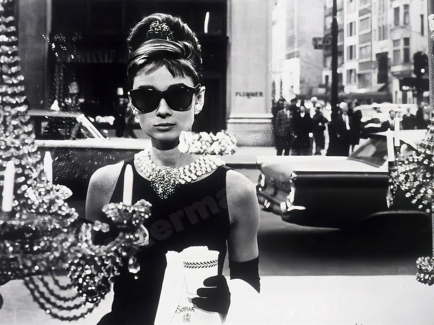 Audrey Hepburn Breakfast At Tiffany's B&W Photo - Celebrity Actresses