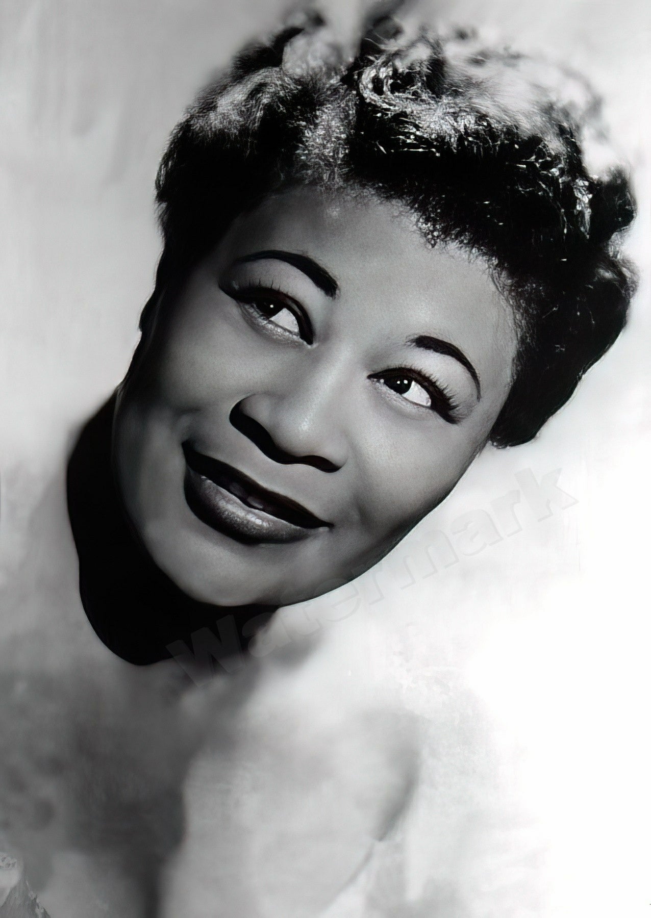Ella Fitzgerald Classical Headshot B&W Photo - Celebrity Musicians