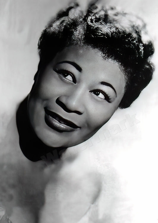 Ella Fitzgerald Classical Headshot B&W Photo - Celebrity Musicians