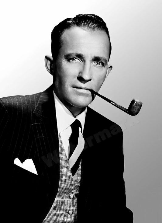 Bing Crosby Posed With Pipe B&W Photo - Celebrity Actors and Musicians