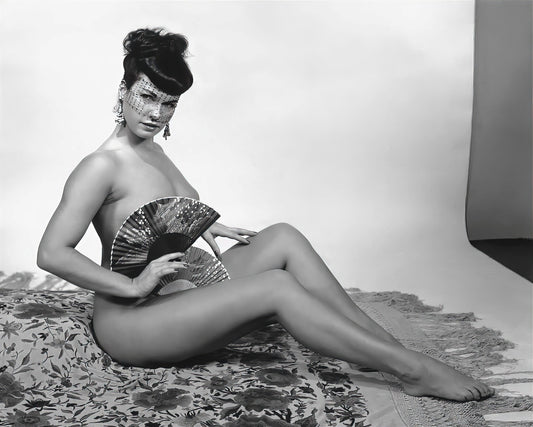 Bettie Page c. 1950's B&W Photo - Celebrity Actresses and Models