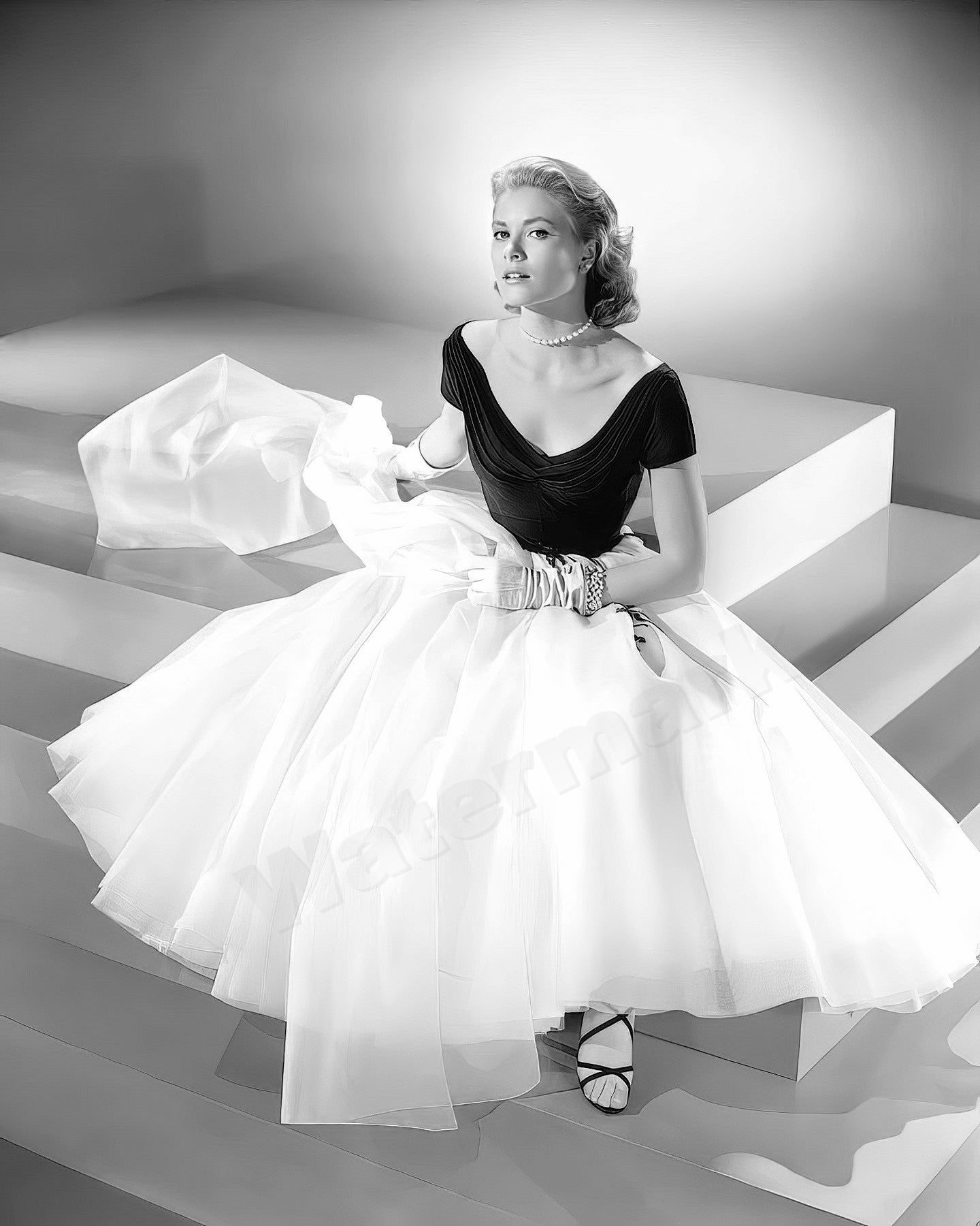 Grace Kelly Classic Portrait Of Elegance B&W Photo - Celebrity Actresses