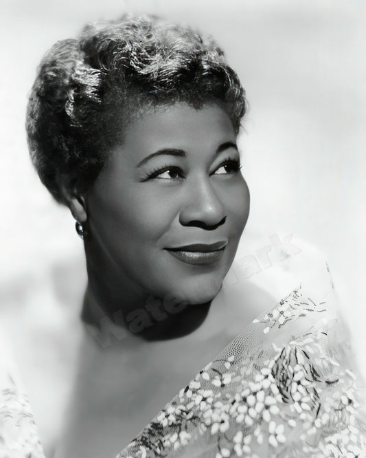 Ella Fitzgerald Elegant Headshot B&W Photo - Celebrity Actresses and Musicians