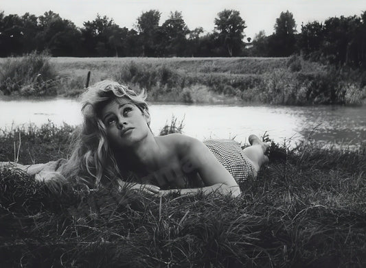Brigitte Bardot Lying In Grass B&W Photo - Celebrity Actresses