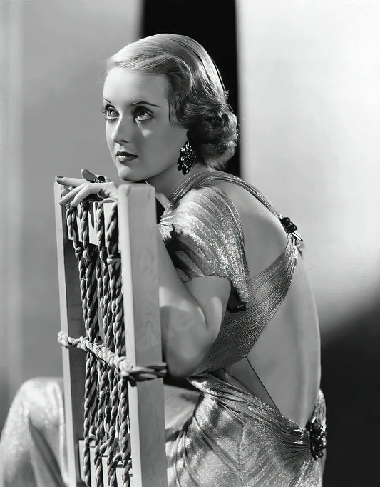 Bette Davis Posed With Chair B&W Photo - Celebrity Actresses