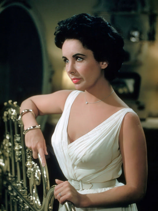 Elizabeth Taylor Vintage Photo - Celebrity Actresses