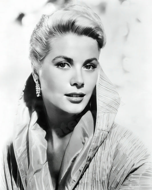 Grace Kelly Stunning Elegance In The Studio B&W Photo - Celebrity Actresses