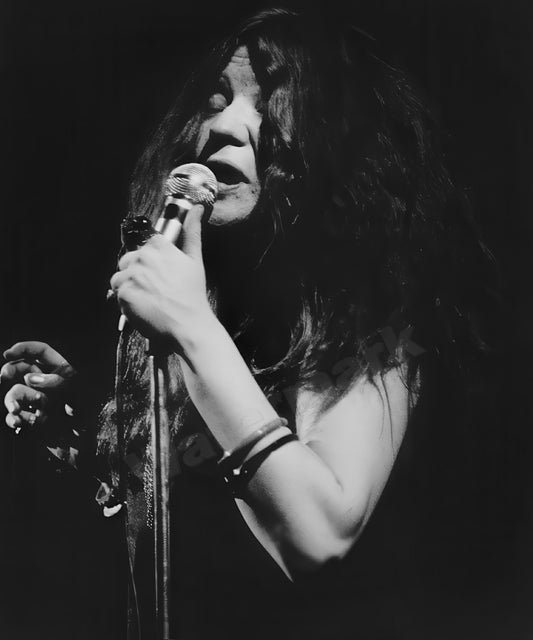 Janis Joplin Psychedelic Soul Queen B&W Photo - Celebrity Musicians